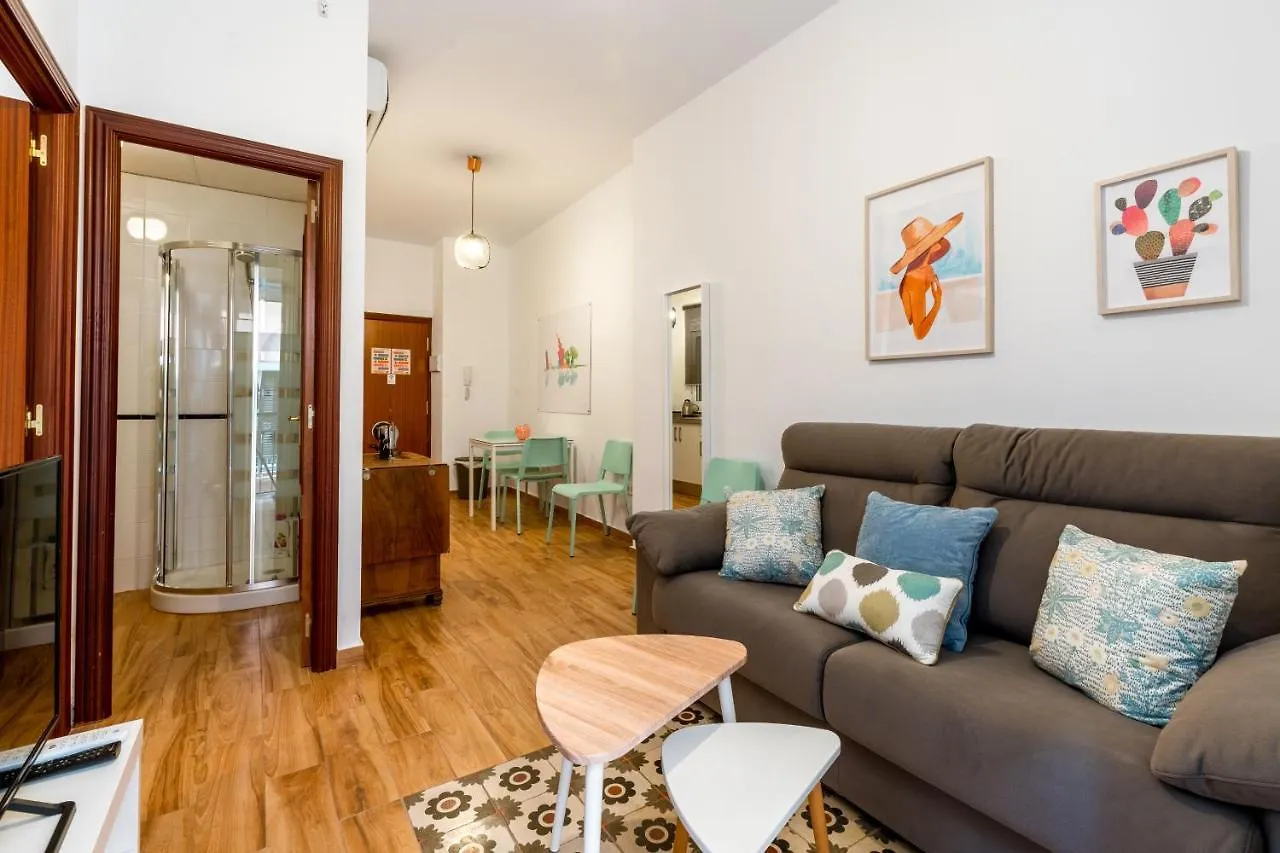 Boho-Chic Urban Apartment Seville Spain