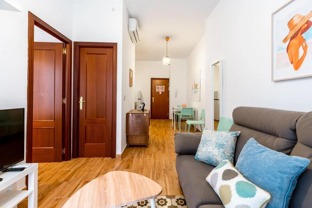 Boho-Chic Urban Apartment Seville Spain